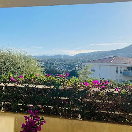 Le Domaine Rousse L'Ile-Rousse (Corsica)